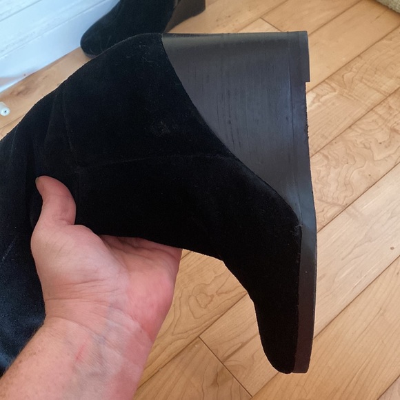 Suede wedge heeled boot - Picture 3 of 6